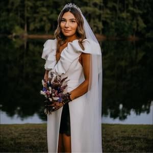 Meet your Posher, Lea